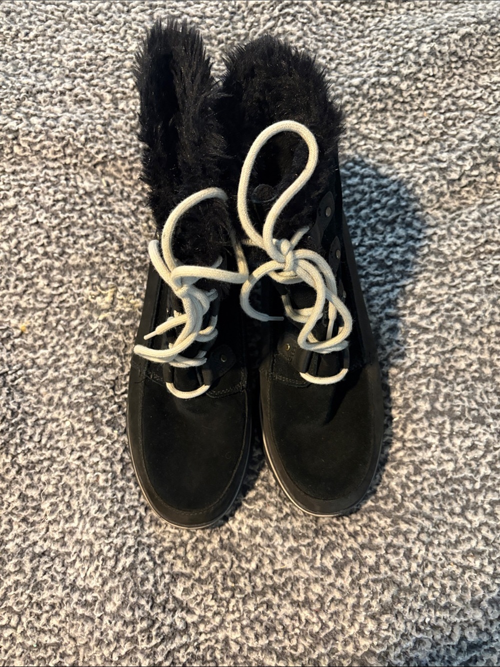 Sorel Women’s Size 10 black Suede/Leather Lined Weatherproof boots Exc Condition